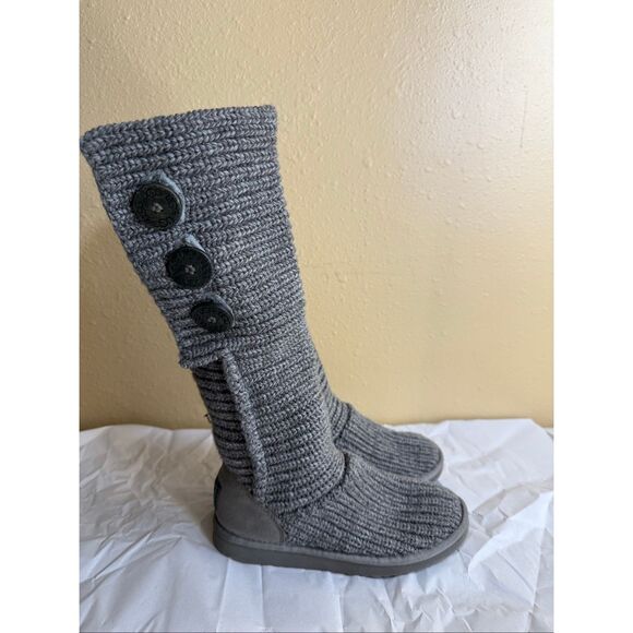 UGG Australia Classic Cardy Triple Button Gray Knit Boots – size 5 - Picture 6 of 9